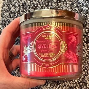 Bath & Body Works Give Hope Candle - Red and Gold